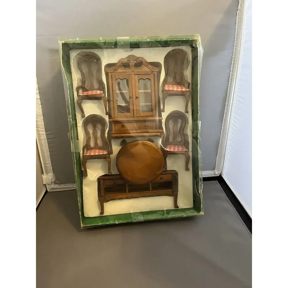 Albert E Price this vintage